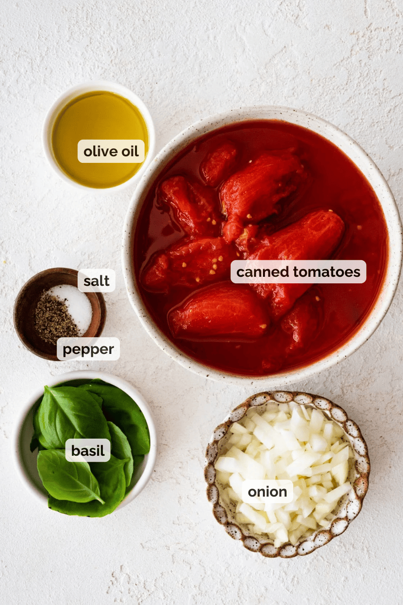 Recipe ingredients for tomato sauce recipe.