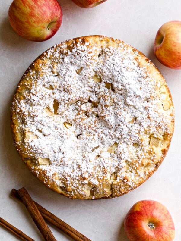 Italian Apple Cake close up of the cake with powdered sugar