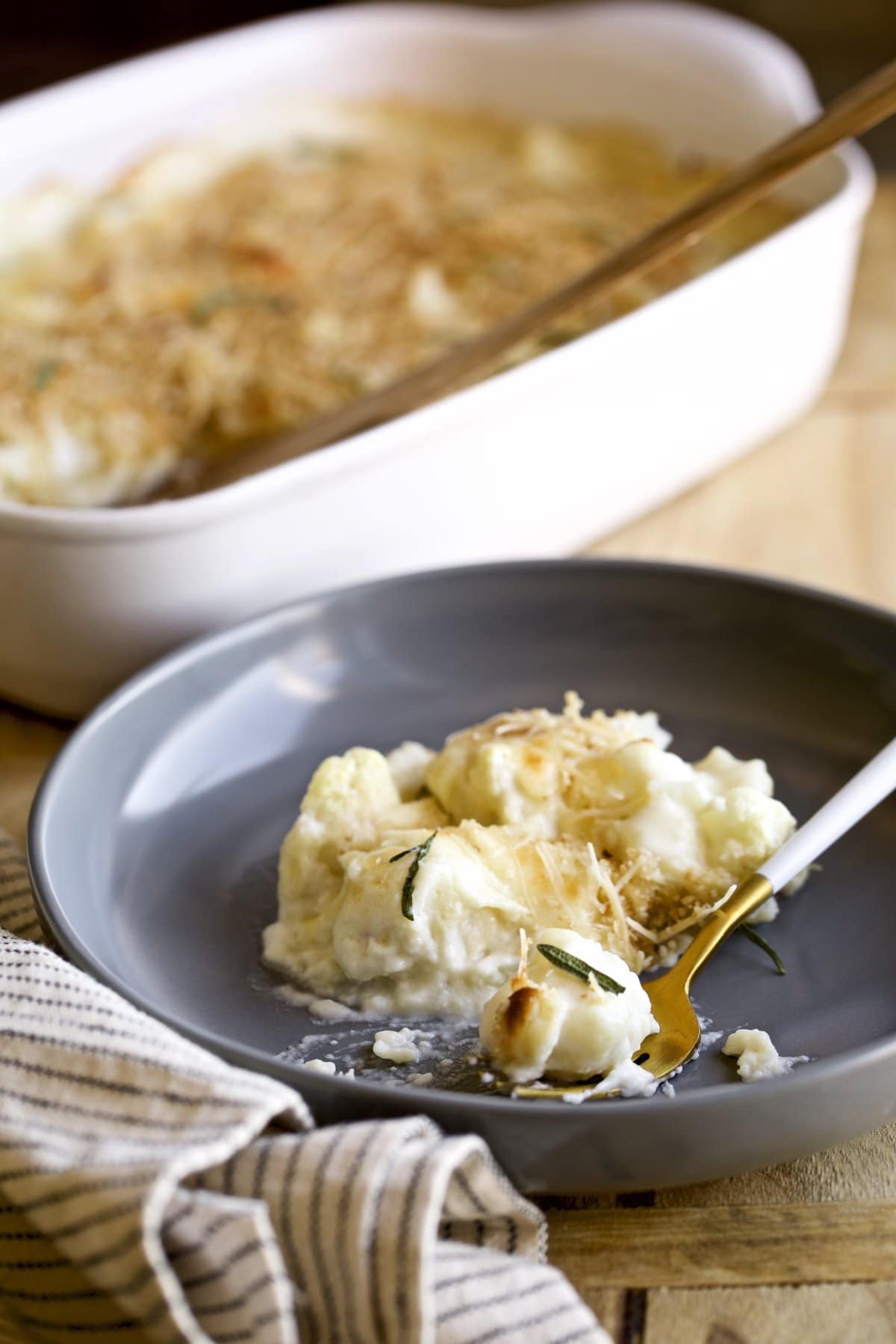 creamy cauliflower bake white sauce