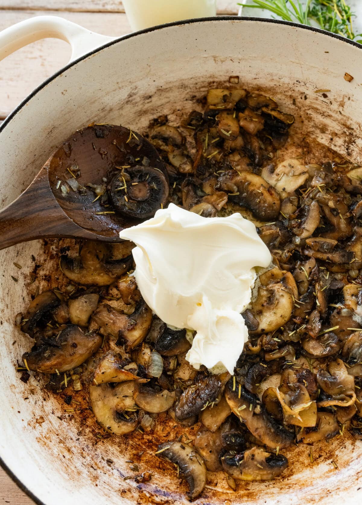 mascarpone added to the pot.
