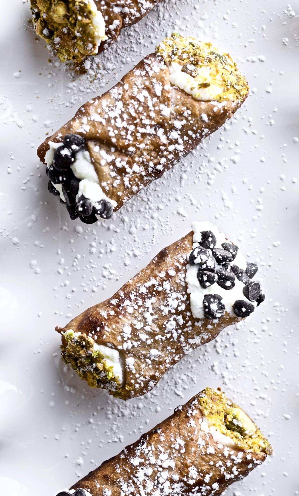 Sicilian cannoli with pistachio - SICILIANS CREATIVE IN THE KITCHEN