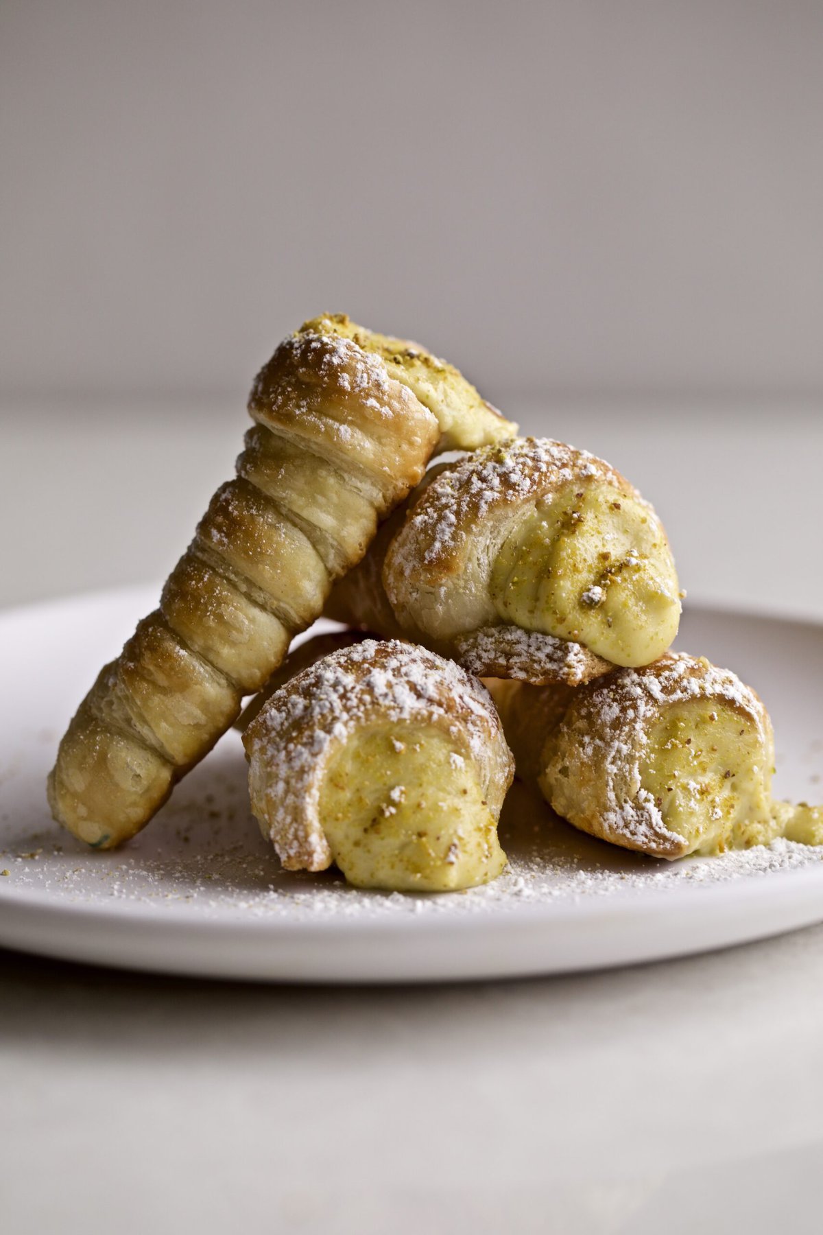Traditional Italian Cream Horns (Cannoncini) CucinaByElena