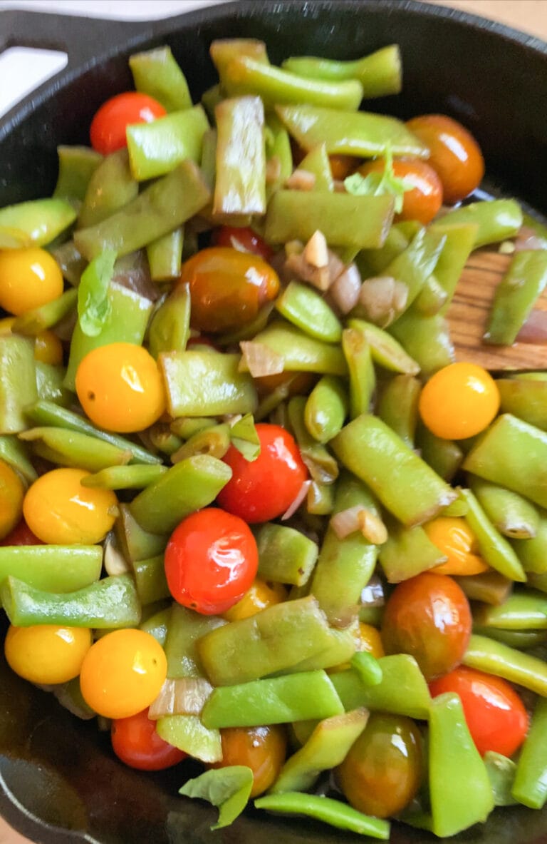 Italian Flat Green Beans Recipe (with Tomatoes and Garlic) CucinaByElena
