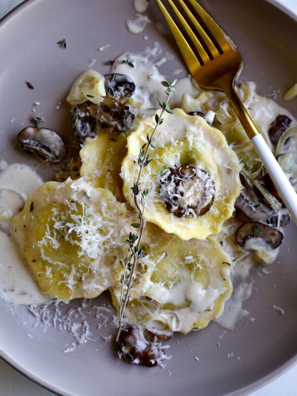mushroom ravioli with cream sauce cover photo