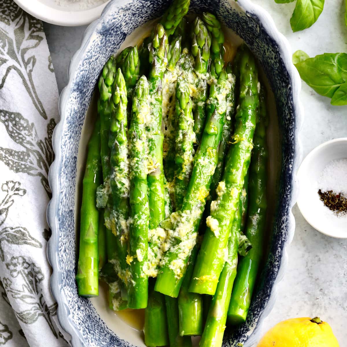 Simple Steamed Asparagus Recipe (Quick and Easy) CucinaByElena