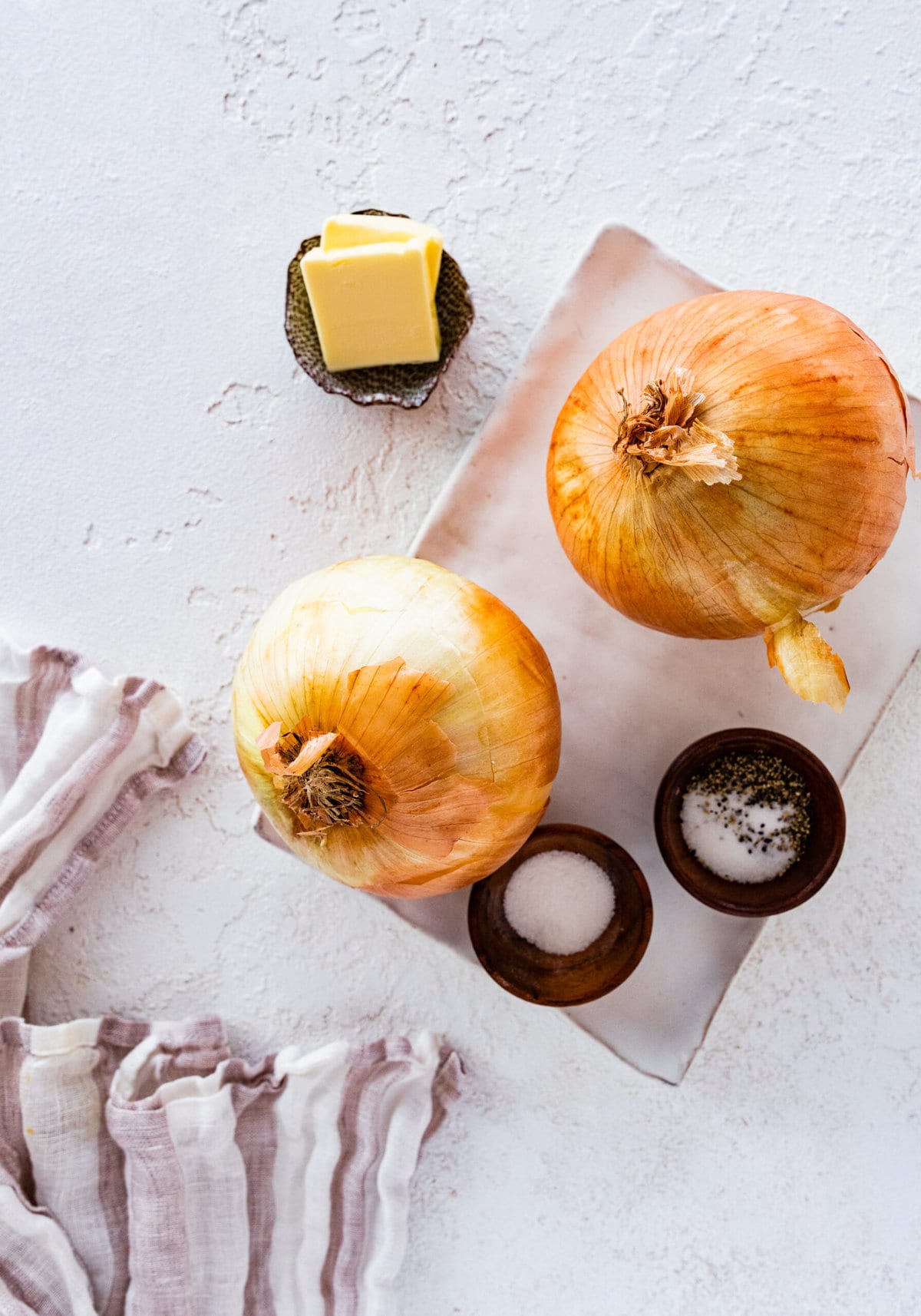 ingredients for caramelized onions.