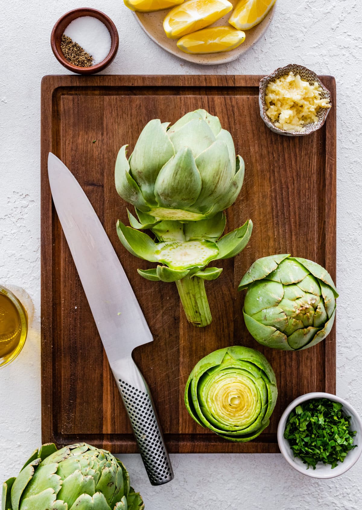 how to make stuffed artichokes step-by-step photos- preparing the artichokes.