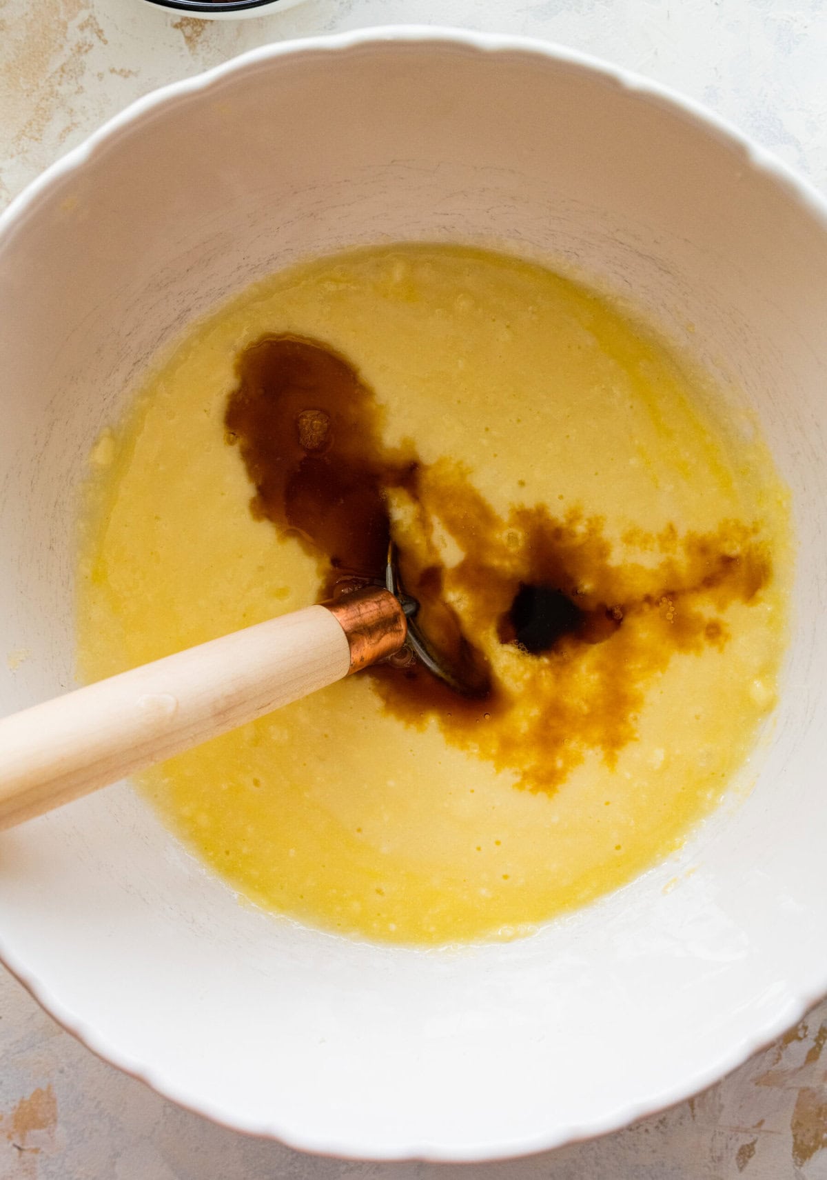 How to make chocolate chip ricotta cake- add the vanilla to the wet ingredients.