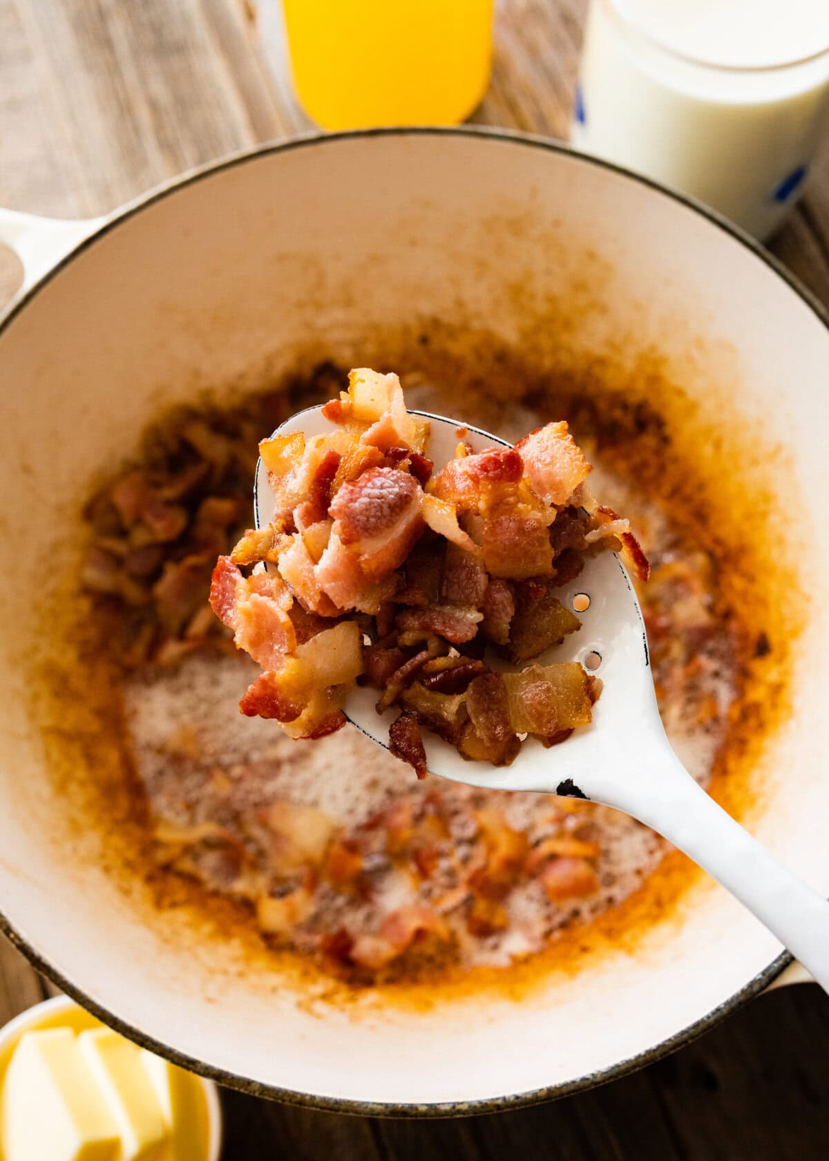 How to make Best Outback Baked Potato Soup Copycat Recipe - render the bacon and remove from the pan.