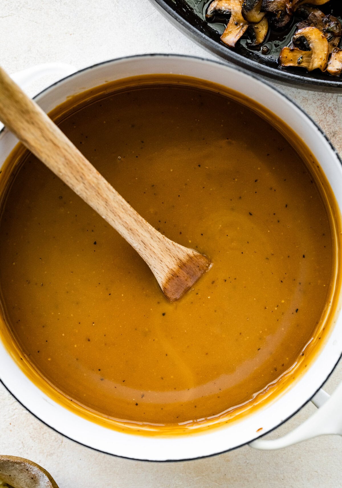 How to make easy mushroom gravy recipe (step-by-step)- stir until smooth.
