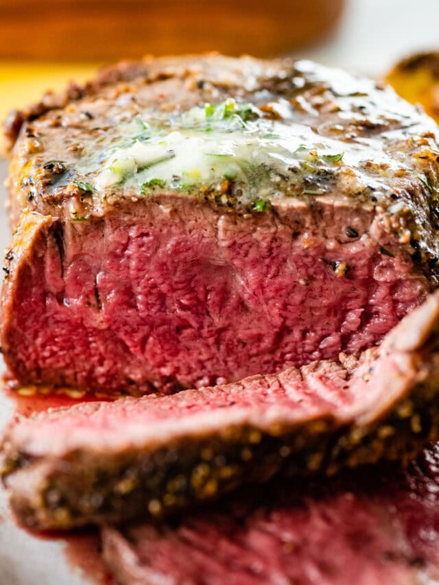 How to Cook Tri-Tip Steak (Easy Pan Method) - Cucina by Elena