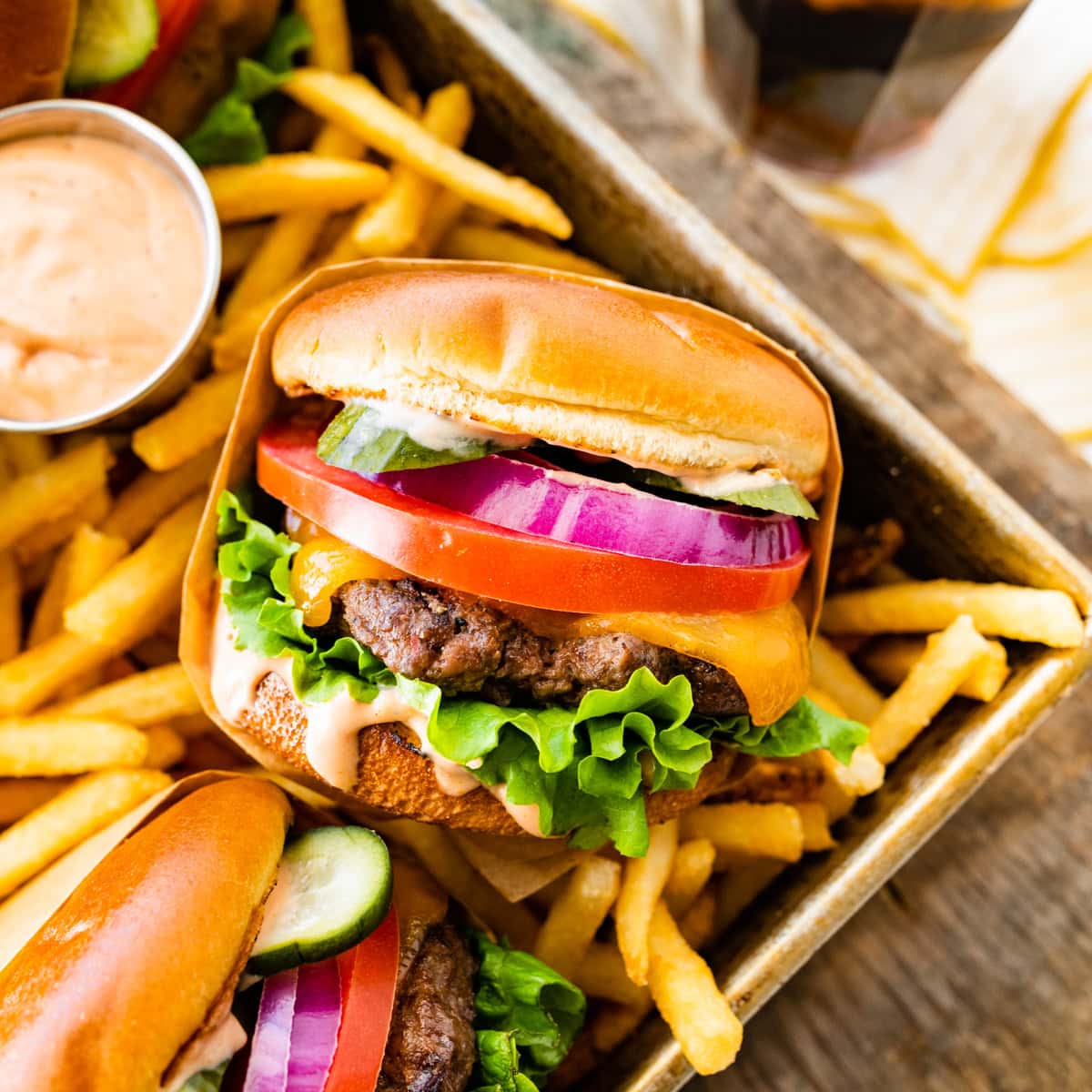 Classic Burger Sauce (Easy Homemade Recipe) - Cucina by Elena