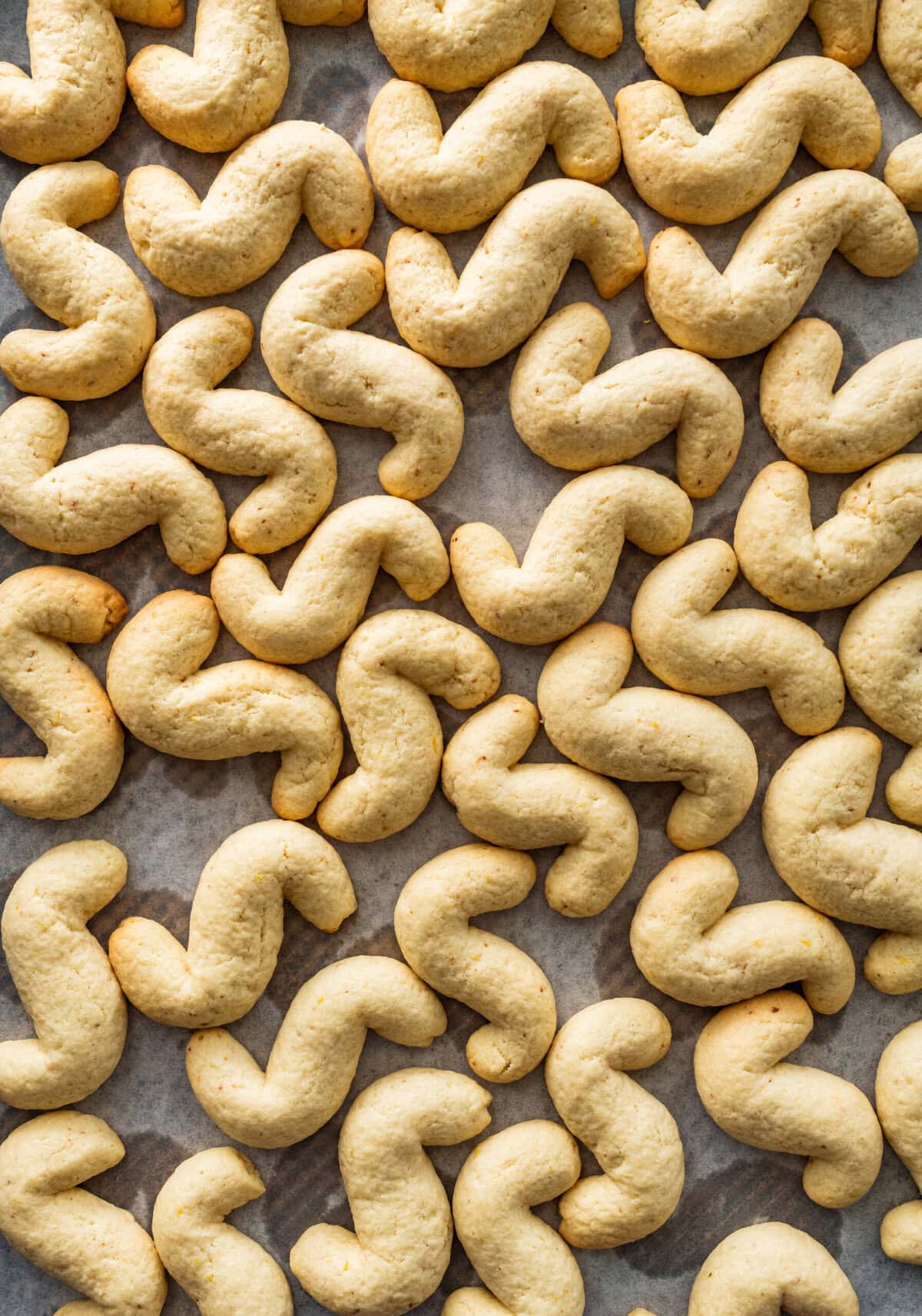 All Italian S cookies on a marble background grouped together.